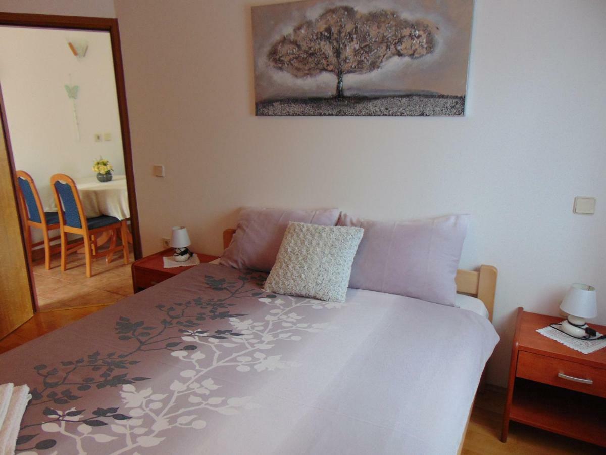 Apartment Mia Malinska Bagian luar foto